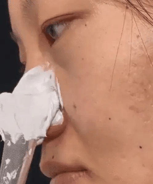 NIACINAMIDE PURIFYING WHITENING CLEANSER 🔥(BUY 3 GET 3 FREE)🔥